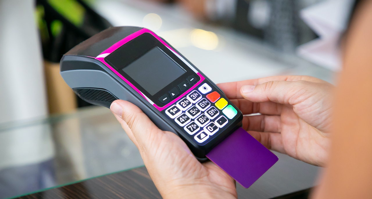 What are point of sale (POS) systems and how they’re used in businesses - Cover Image